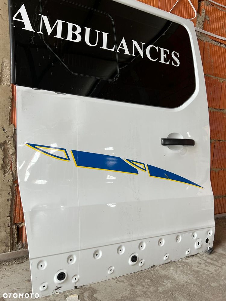 Drzwi boczne prawe przesuwne Renault Trafic III - 2