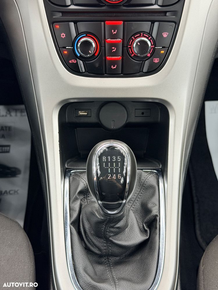 Opel Astra 1.7 CDTI ECOTEC Enjoy - 25