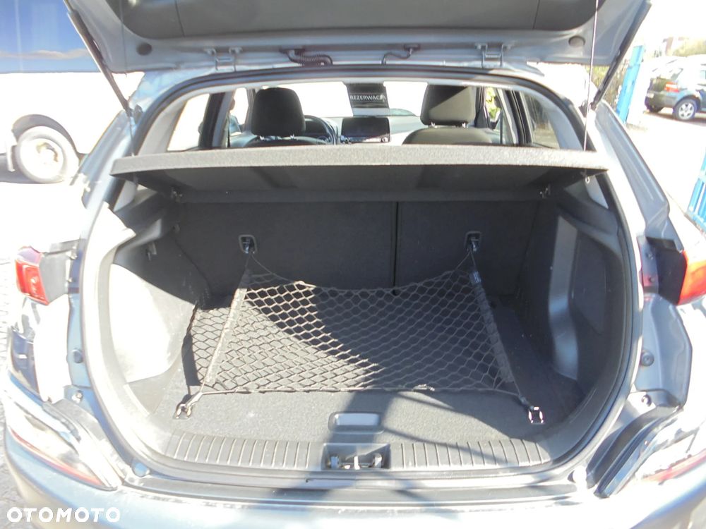 Hyundai Kona 1.6 GDI Hybrid Executive DCT - 28