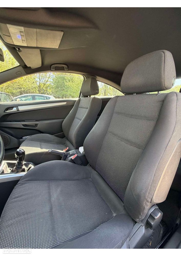 Opel Astra GTC 1.7 CDTI - 6