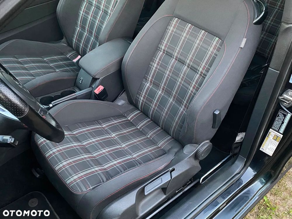 Volkswagen Golf 2.0 TSI GTI - 6