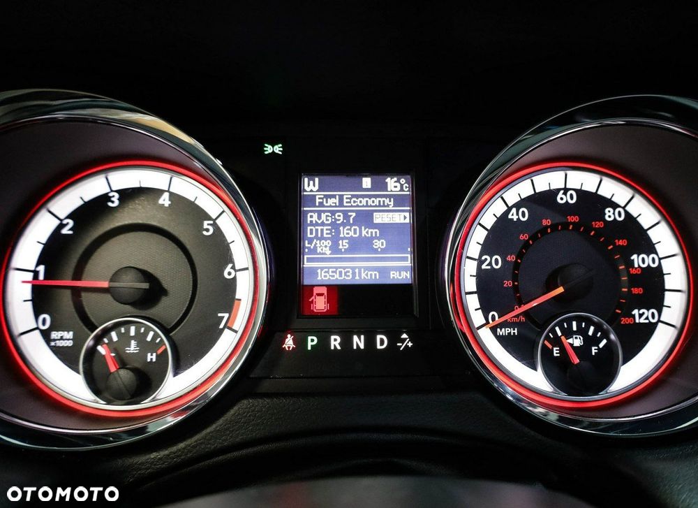 Dodge Grand Caravan - 17