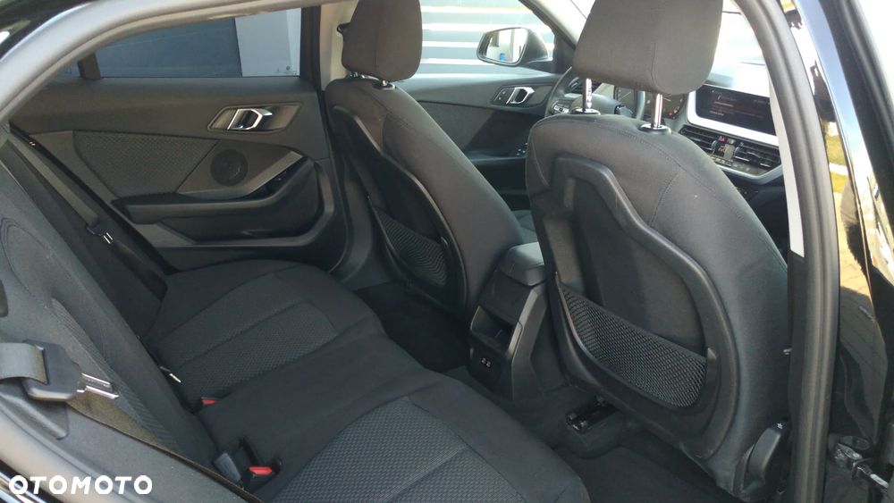 BMW Seria 1 118i Advantage - 15