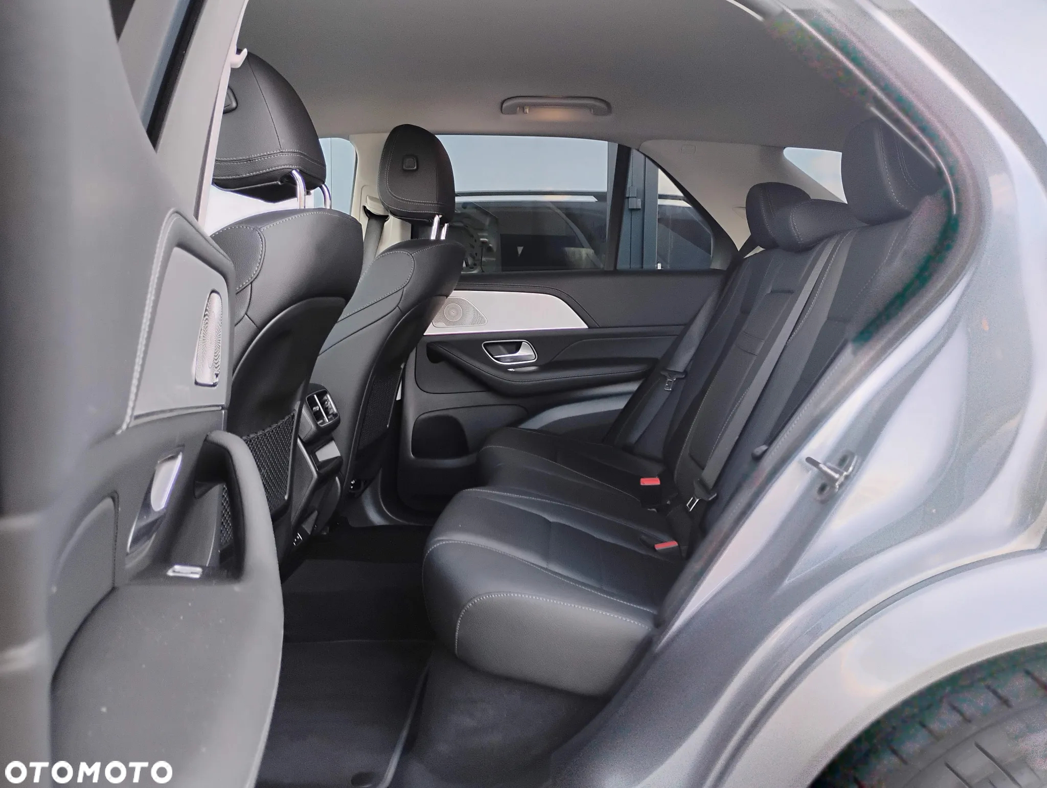 Mercedes-Benz GLE 300 d 4-Matic - 12