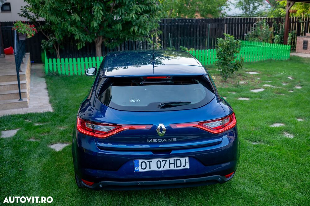 Renault Megane BLUE dCi 115 EDC BUSINESS EDITION - 13
