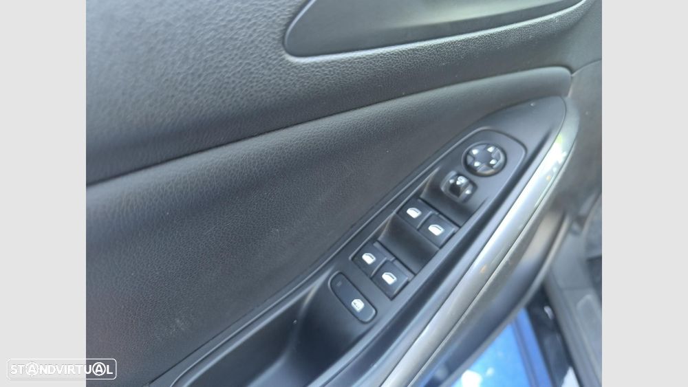 Opel Grandland X 1.2 T Design & Tech - 10