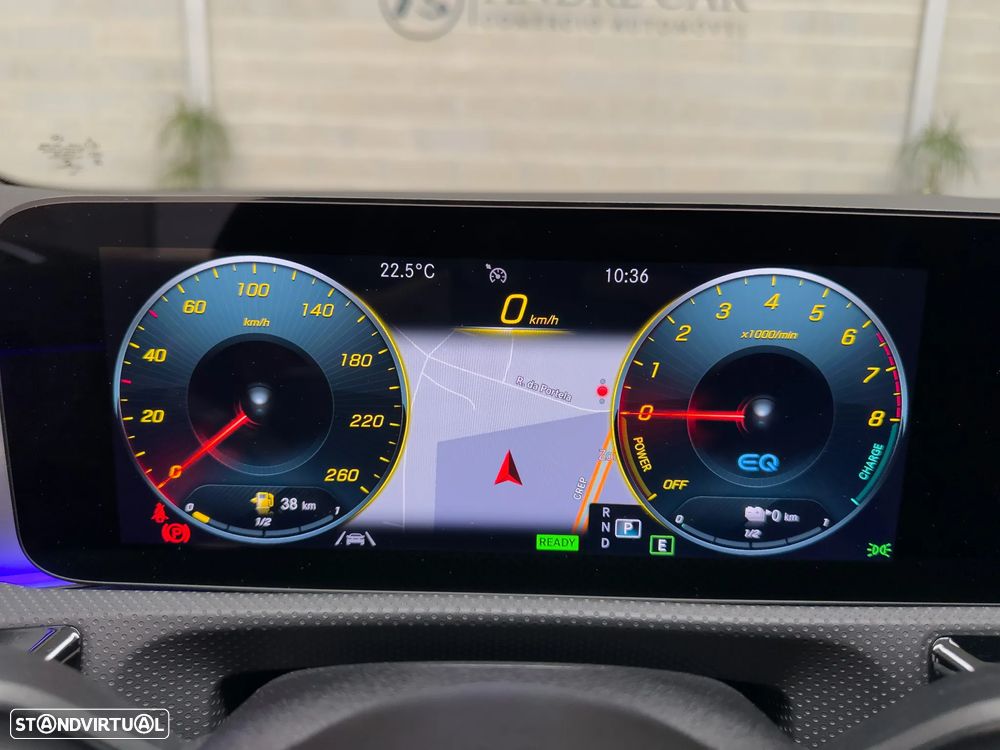 Mercedes-Benz CLA 250 e Shooting Brake AMG Line - 42