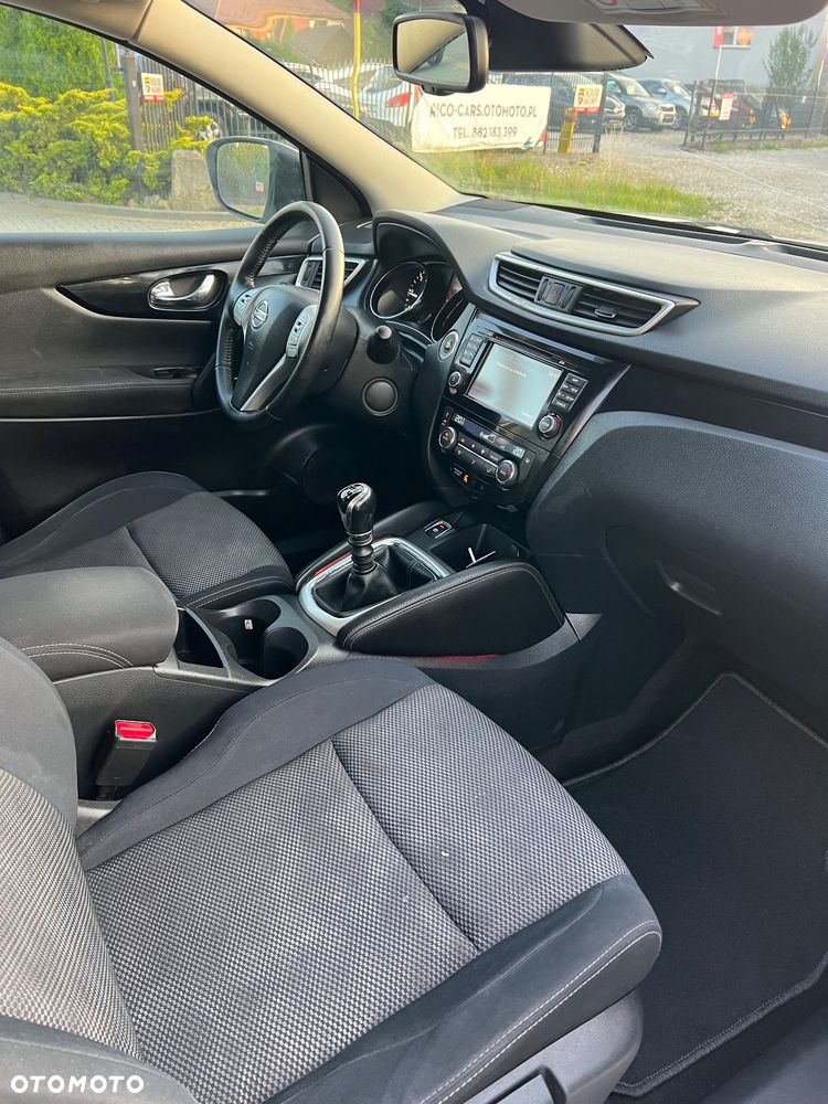 Nissan Qashqai 1.5 dCi DPF 360 - 15