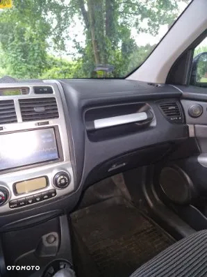Kia Sportage 2.0 Tour - 4