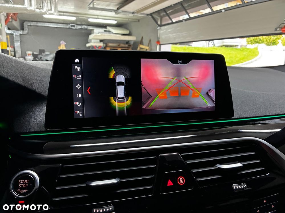 BMW Seria 5 520d Sport Line - 21