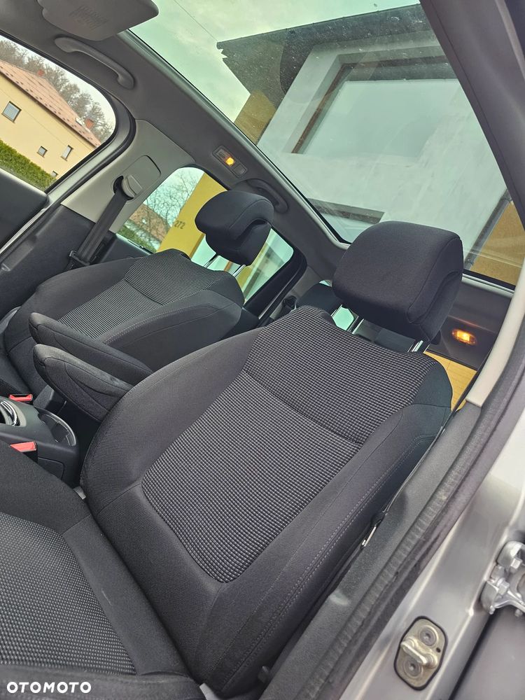 Peugeot 5008 2.0 HDi Family 7os - 6