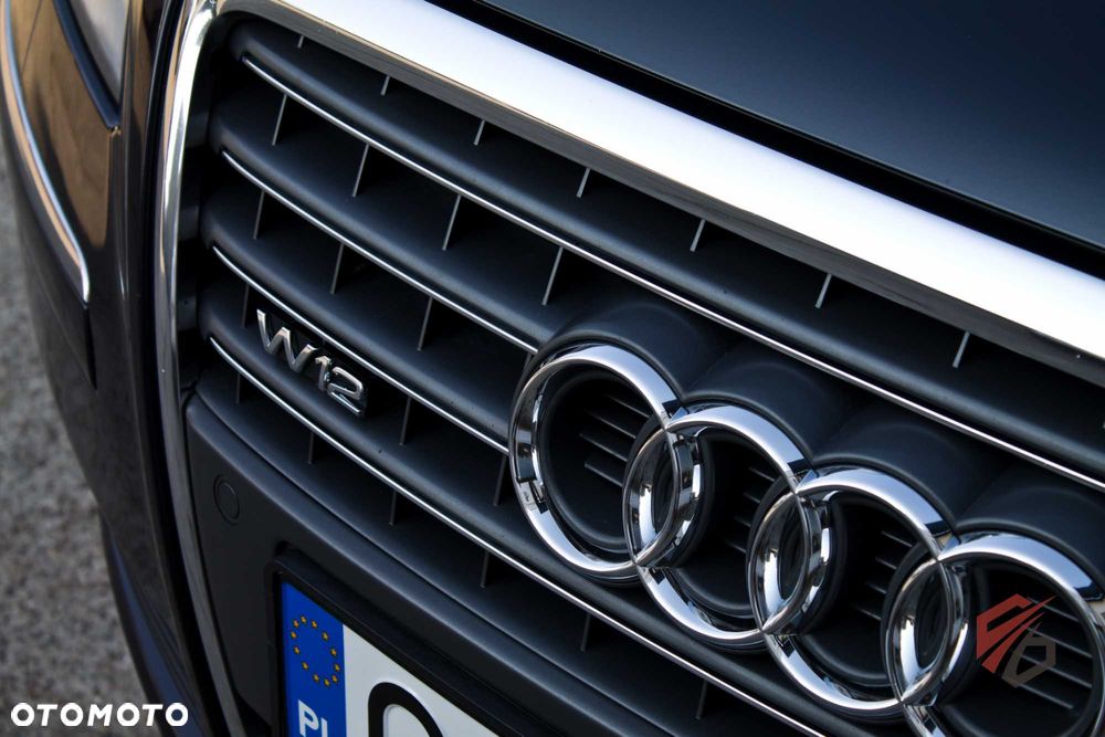 Audi A8 - 6