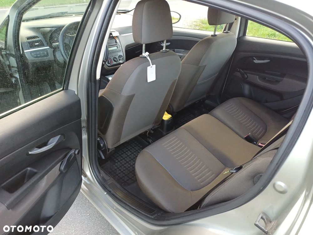 Fiat Punto 1.2 8V Active Clima - 12