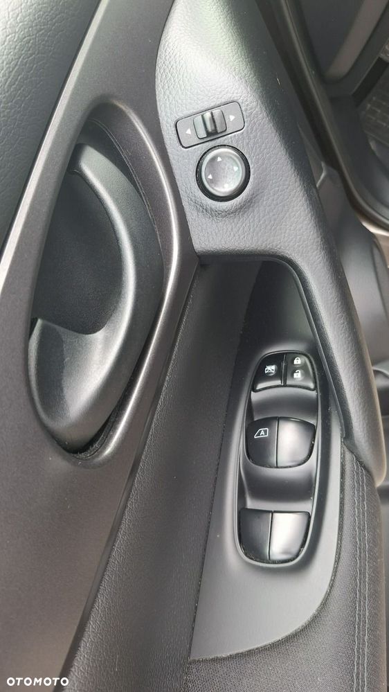 Nissan Qashqai - 8