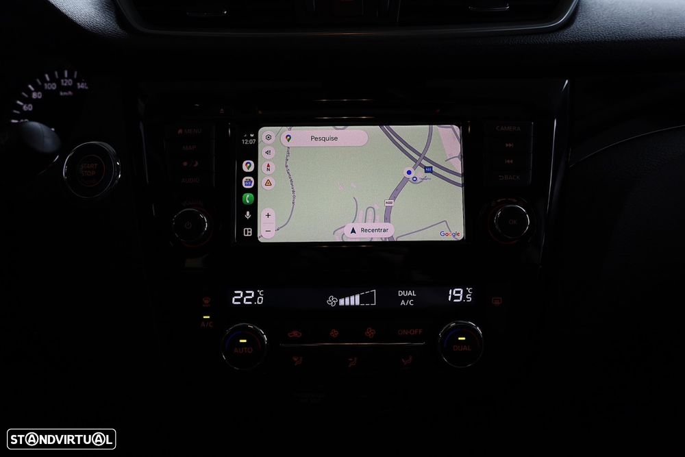 Nissan Qashqai 1.5 dCi N-Connecta J18 - 30