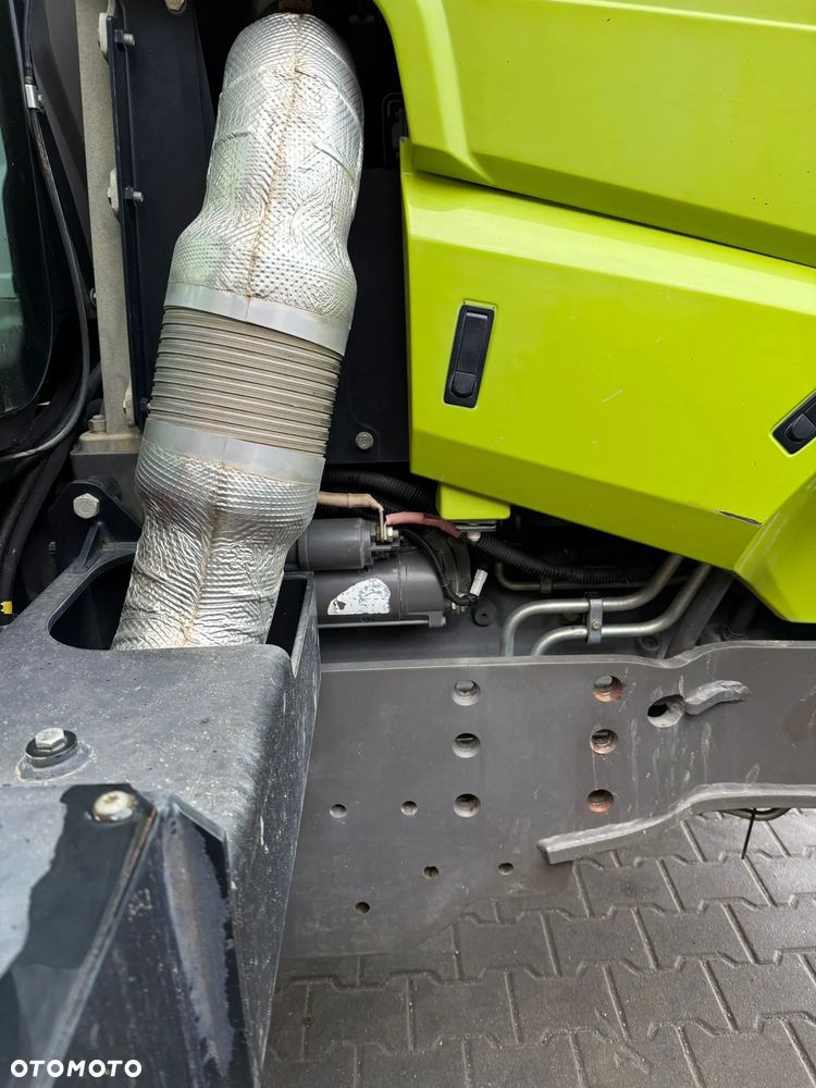 Claas ARION 640 CEBIS  650 660  JOHN DEERE 6930 - 29