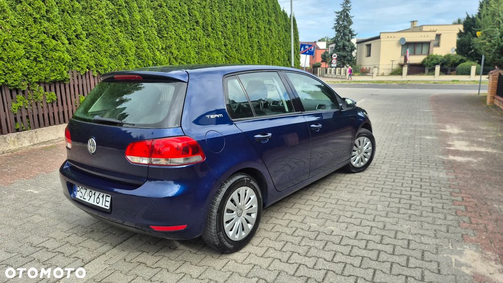 Volkswagen Golf 1.6 Comfortline - 17