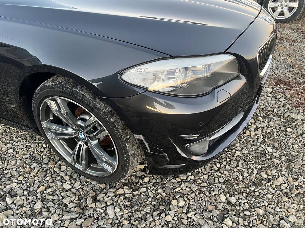 BMW Seria 5 520d Luxury Line - 29
