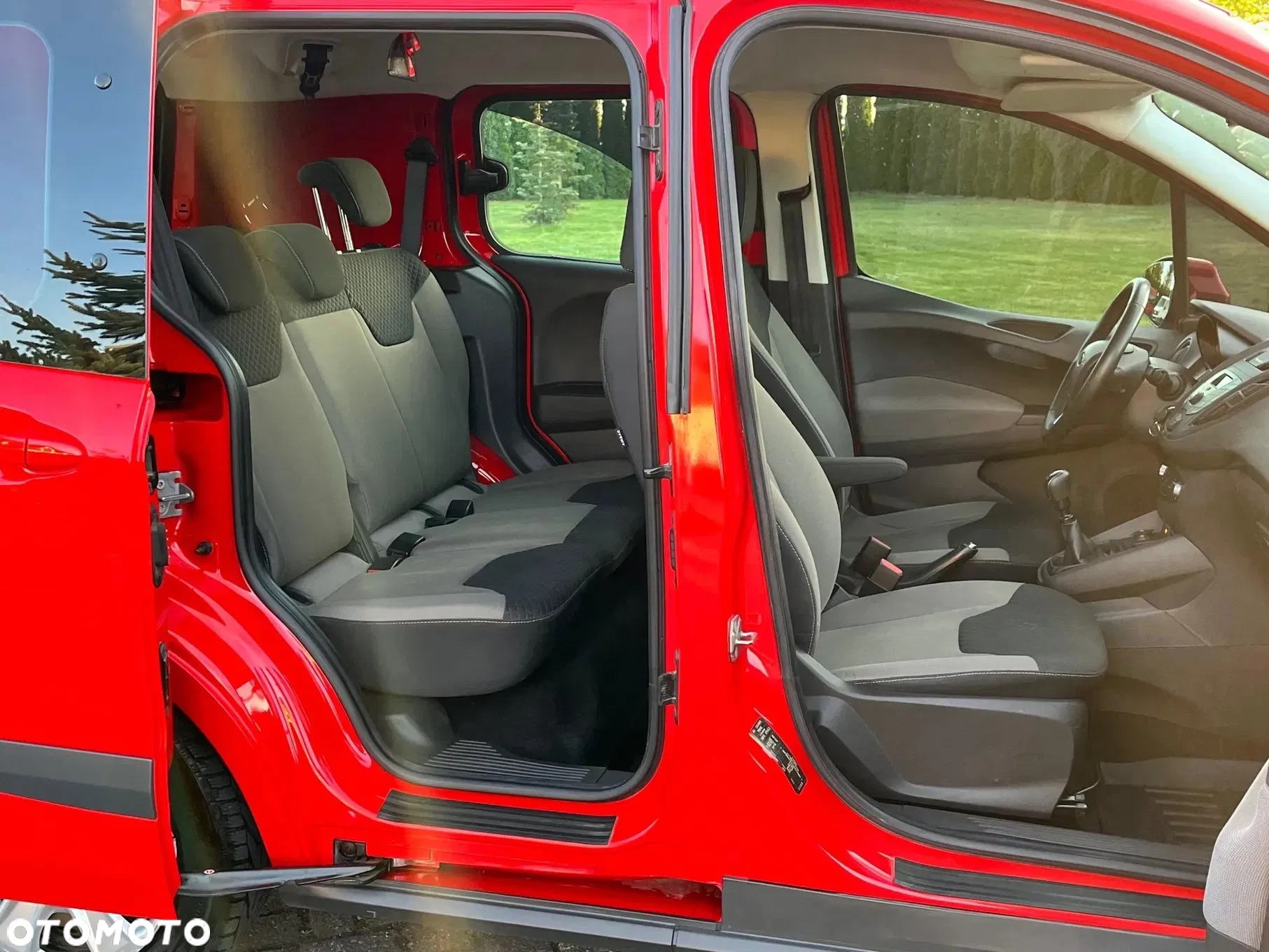 Ford Tourneo Courier - 7