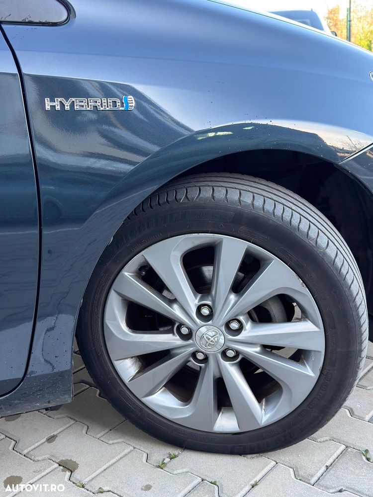 Toyota Auris 1.8 L VVT-i Luna - 11