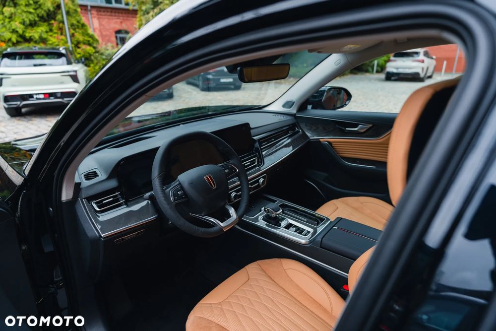 Hongqi HS5 2.0T Executive AWD - 14