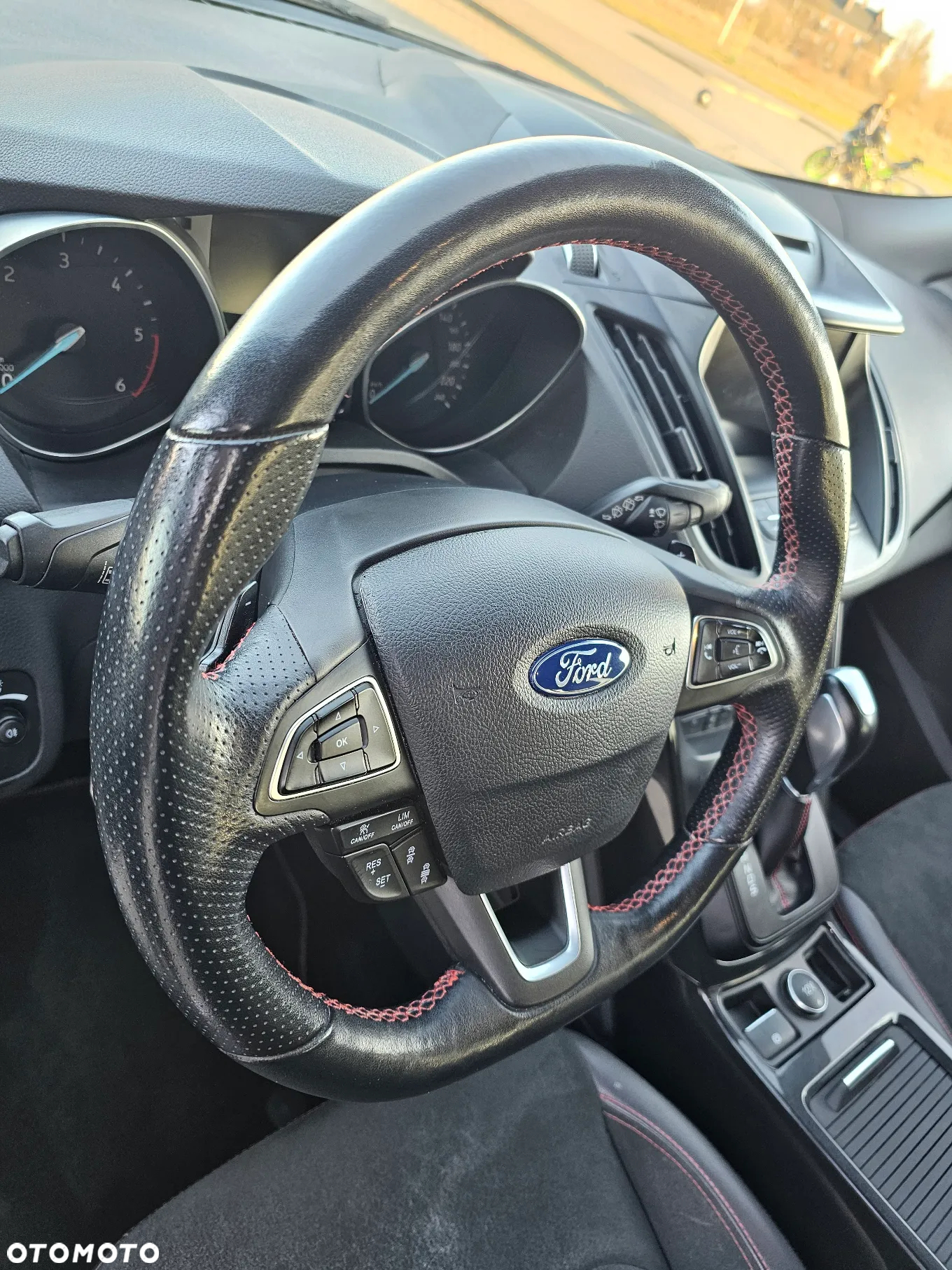 Ford Kuga 2.0 TDCi AWD ST-Line Black - 22