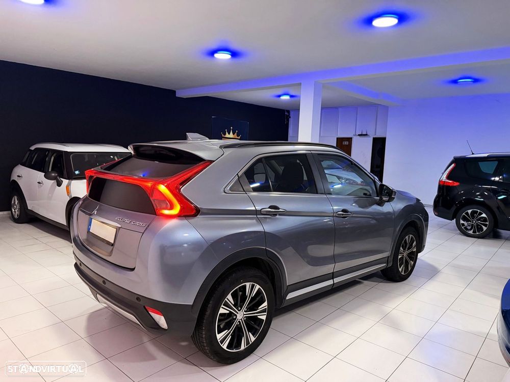 Mitsubishi Eclipse Cross 1.5 MIVEC Black Edition - 4