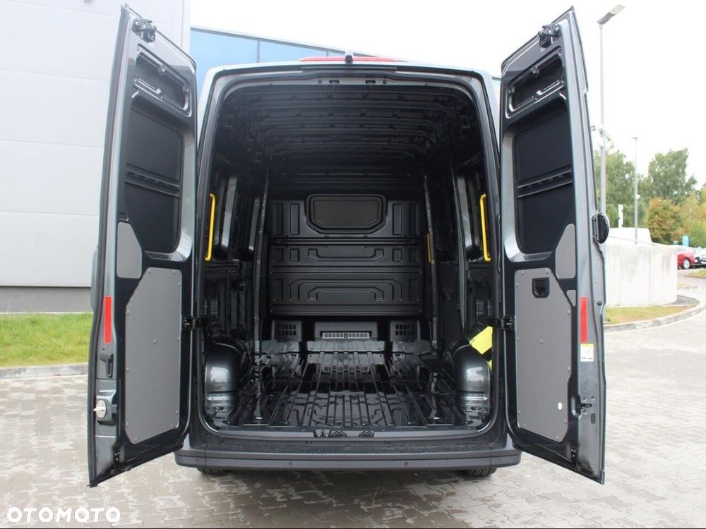 Volkswagen Crafter 2.0 TDI Automat - 8