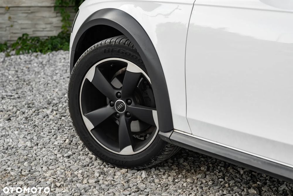 Audi A4 Allroad 2.0 TDI Quattro S tronic - 12