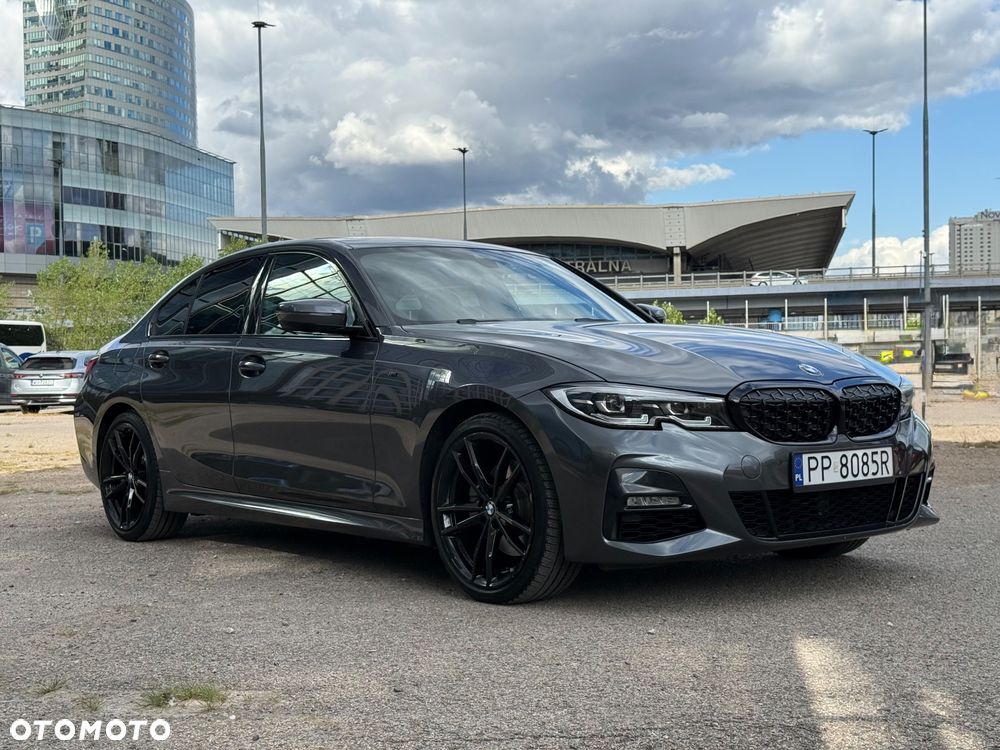 BMW Seria 3 330i xDrive M Sport sport - 2
