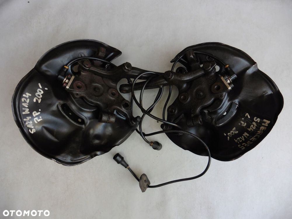 ZWROTNICA PIASTA PRAWA PRZÓD MERCEDES W124 S124 - 2