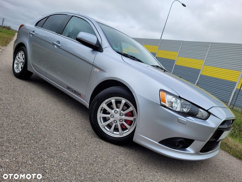 Mitsubishi Lancer - 27