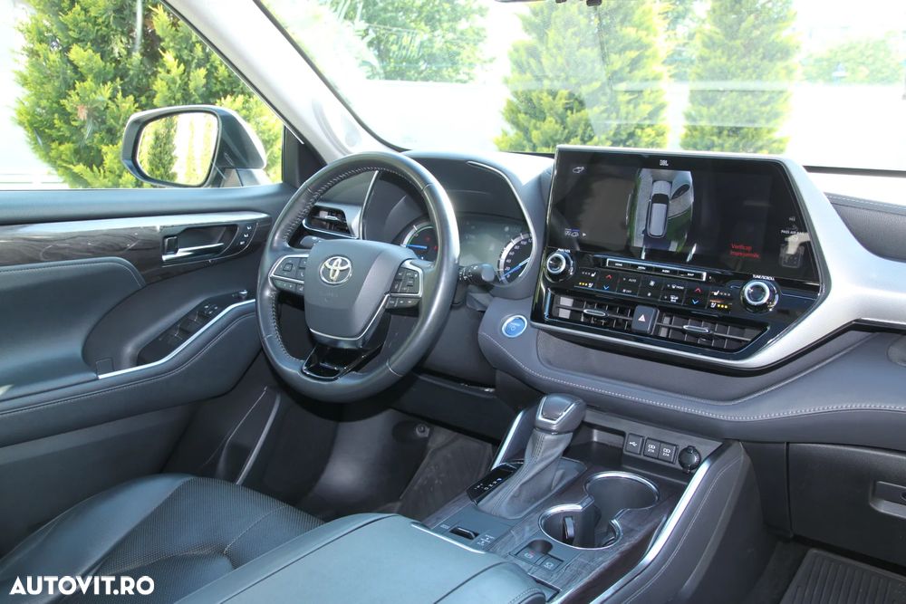 Toyota Highlander 2.5 L Dynamic Force 248CP Executive Metallic - 38