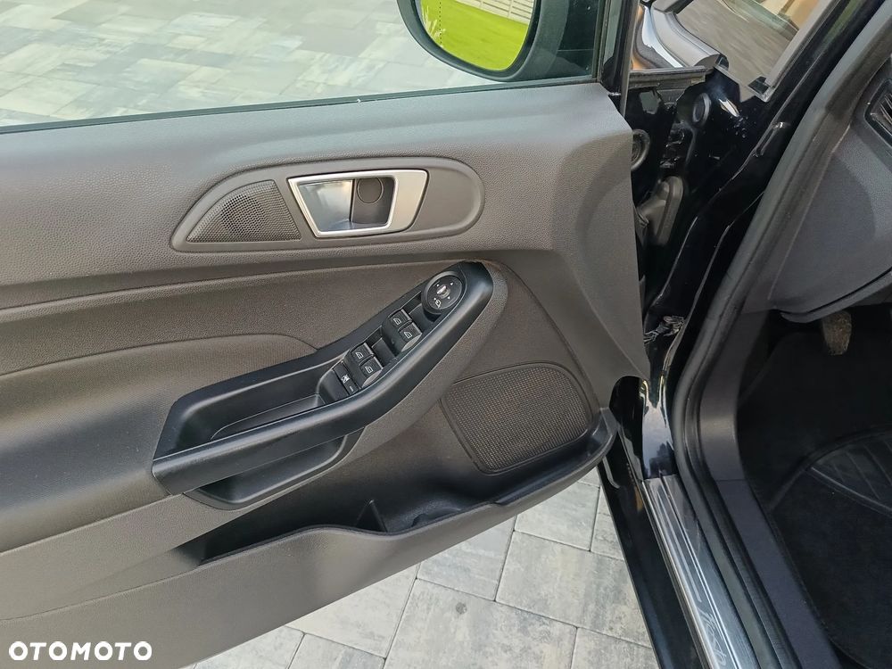 Ford Fiesta - 9