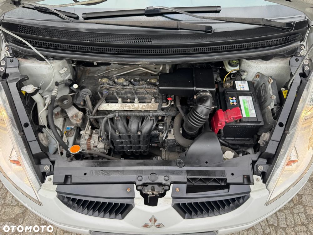Mitsubishi Colt 1.5 Automatik Instyle - 35