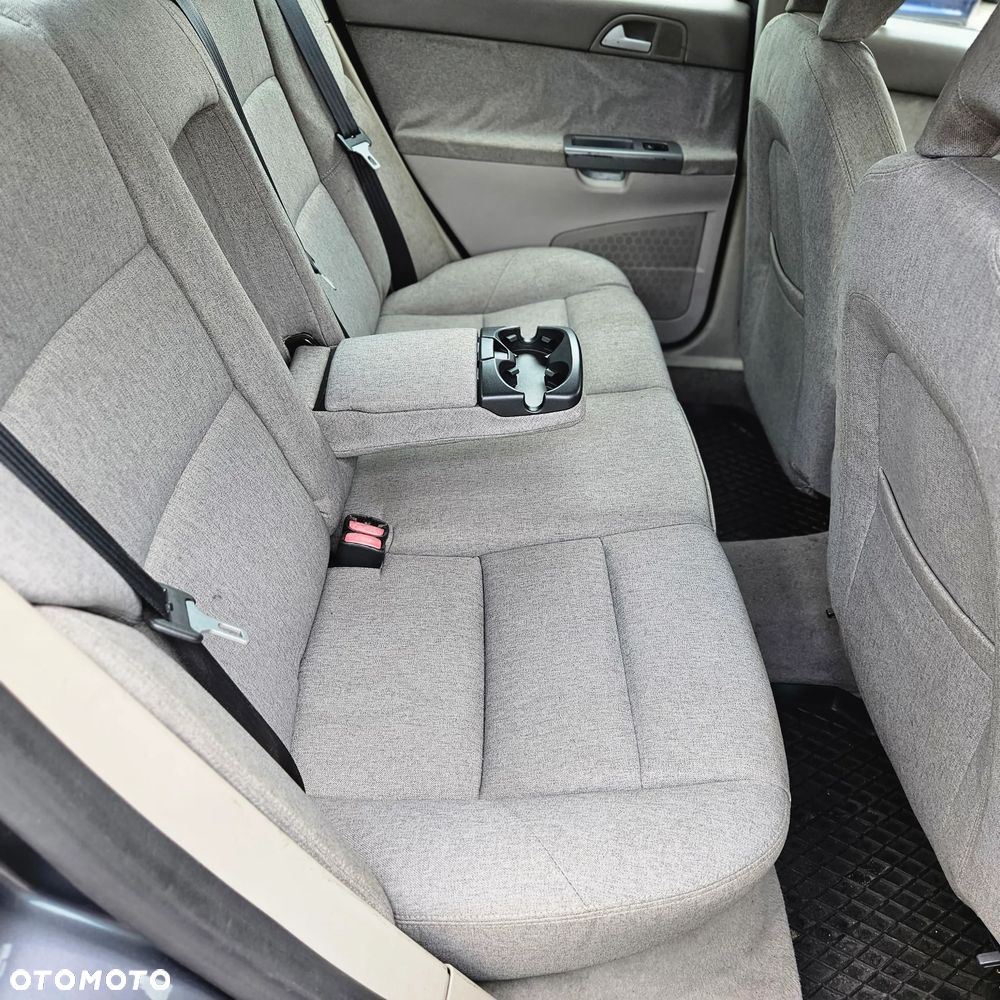 Volvo S40 1.6D DPF Kinetic - 17