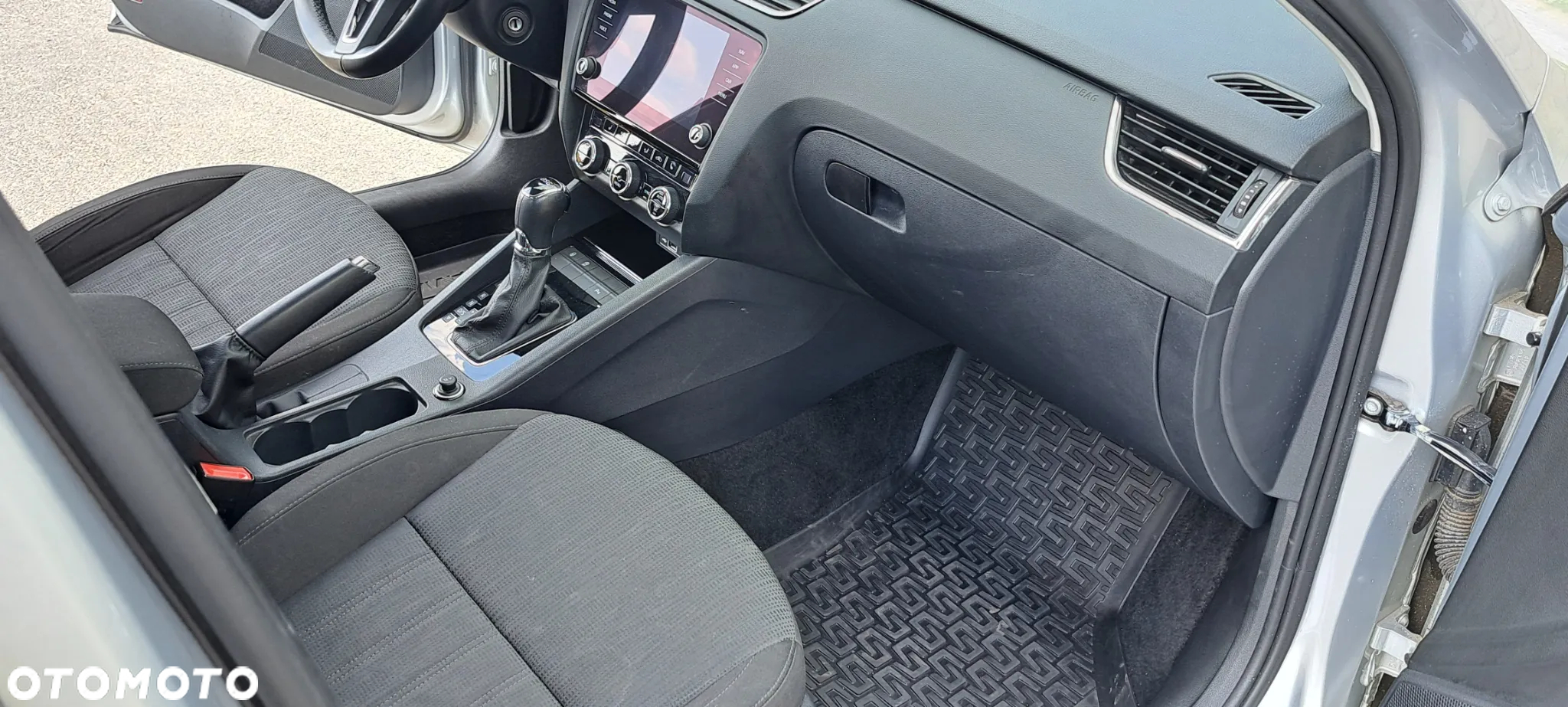 Skoda Octavia 1.5 TSI ACT Style DSG - 40
