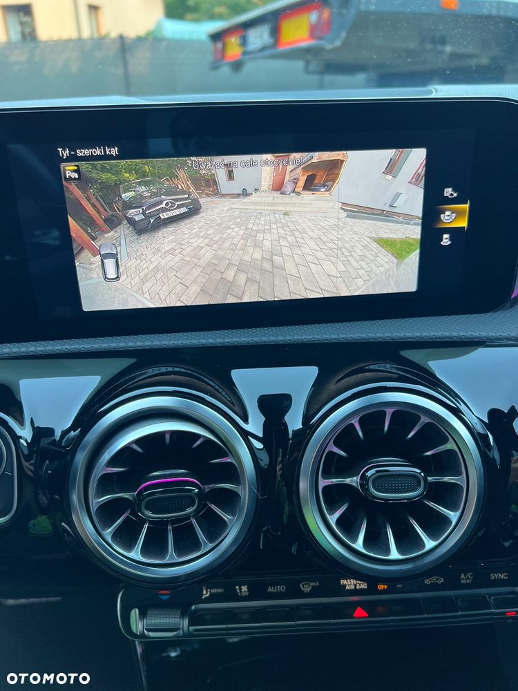 Mercedes-Benz CLA 180 d AMG Line 8G-DCT - 27
