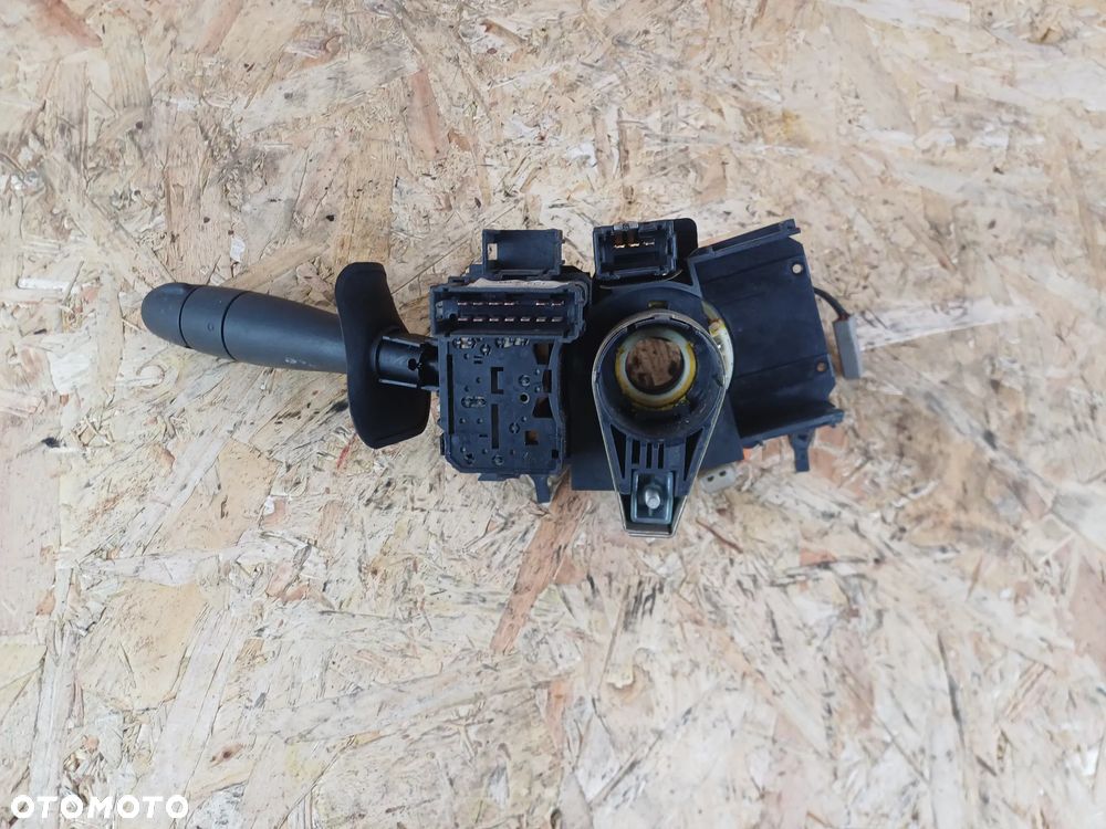 RENAULT KANGOO Przełącznik Zespolony Manetki 8200299870 - 2