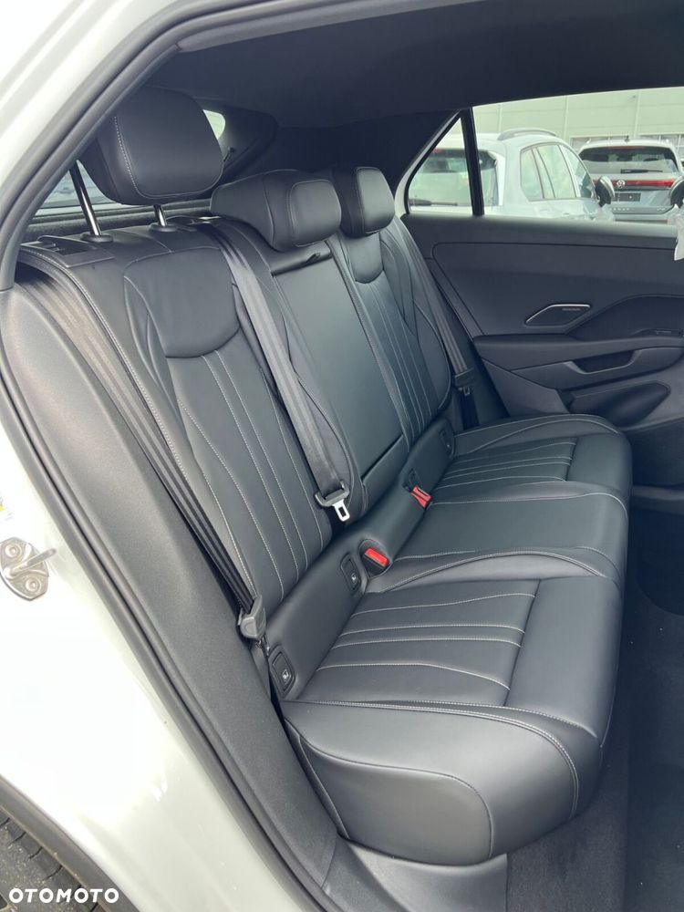 Volkswagen T-Roc 1.5 eTSI R-Line DSG - 6