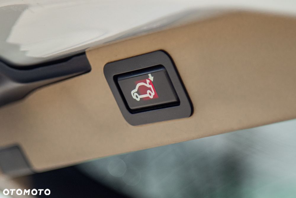 BMW X5 xDrive35i - 33