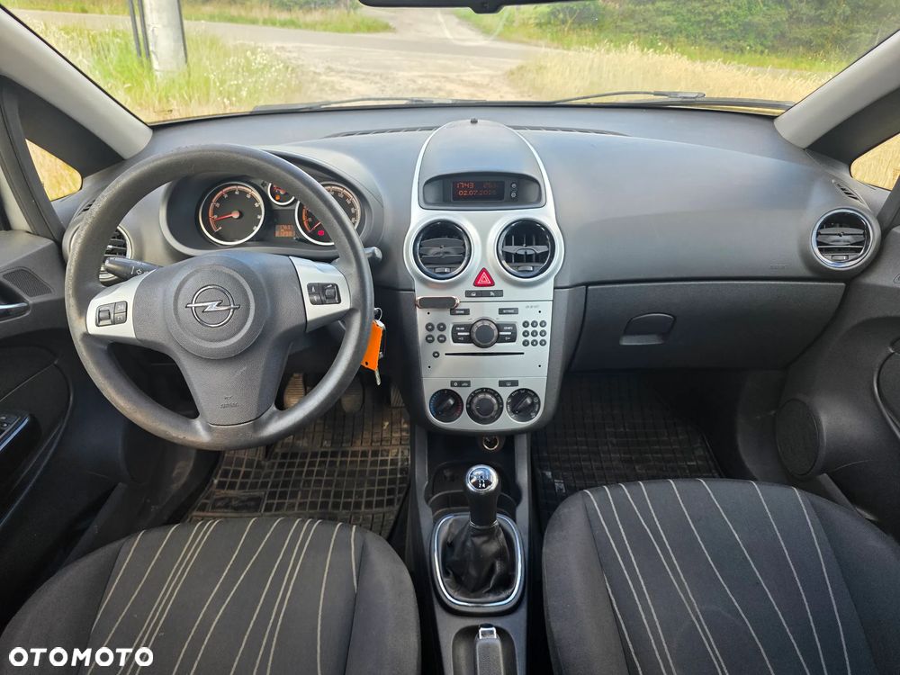 Opel Corsa 1.2 16V Cosmo - 7