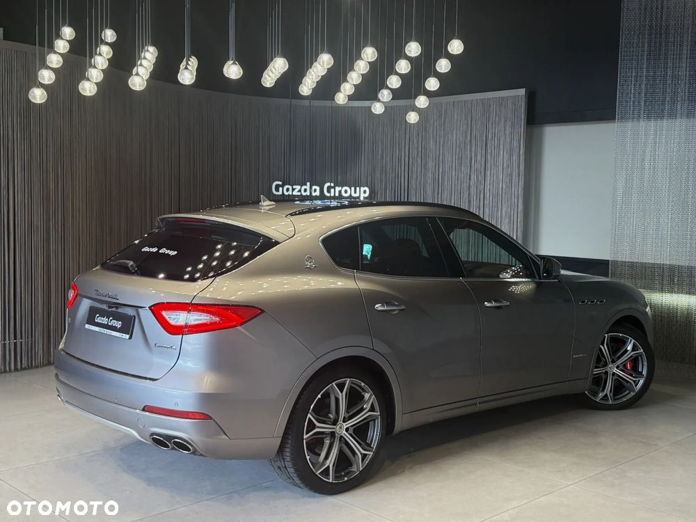 Maserati Levante Granlusso - 8