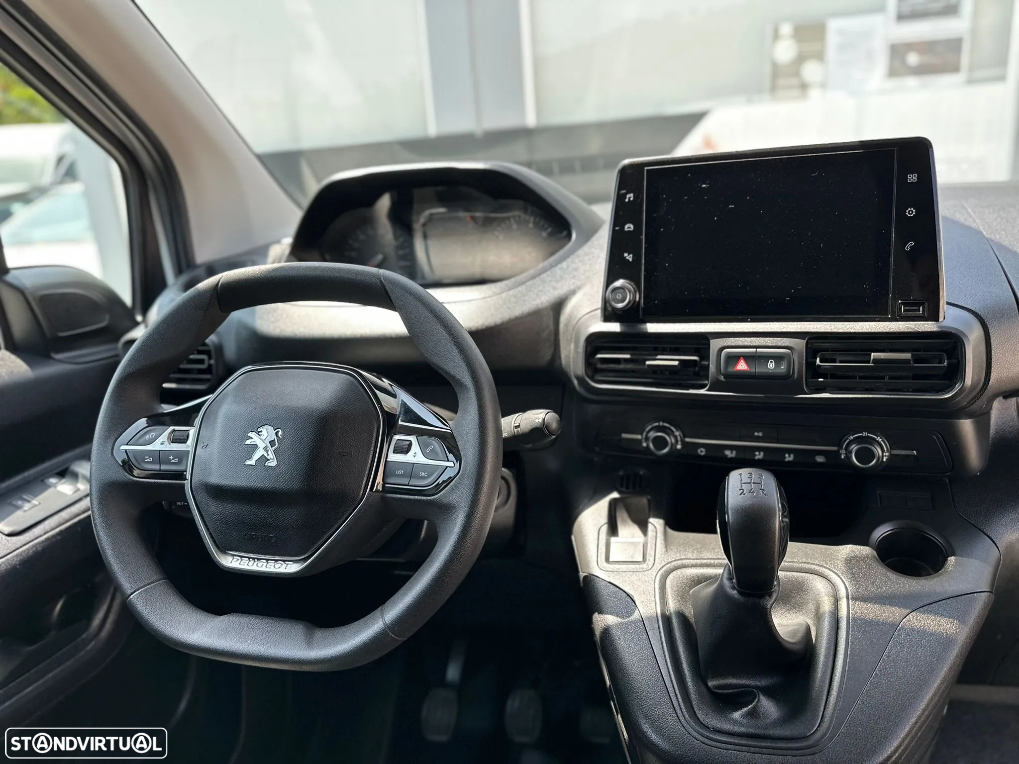 Peugeot Partner - 13