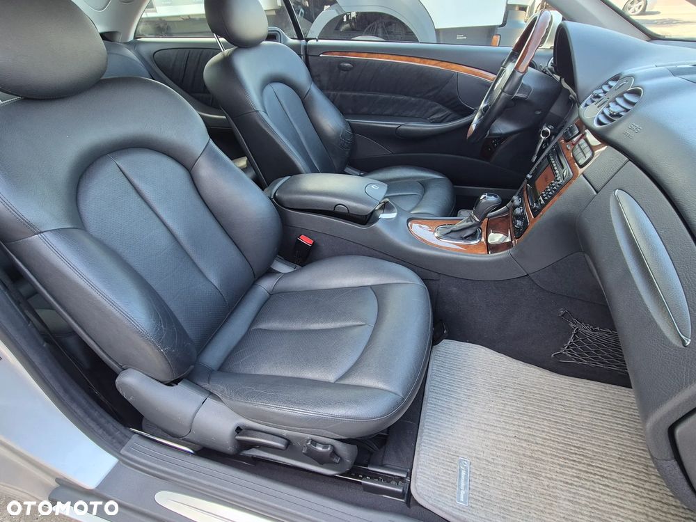 Mercedes-Benz CLK 240 Avantgarde - 31