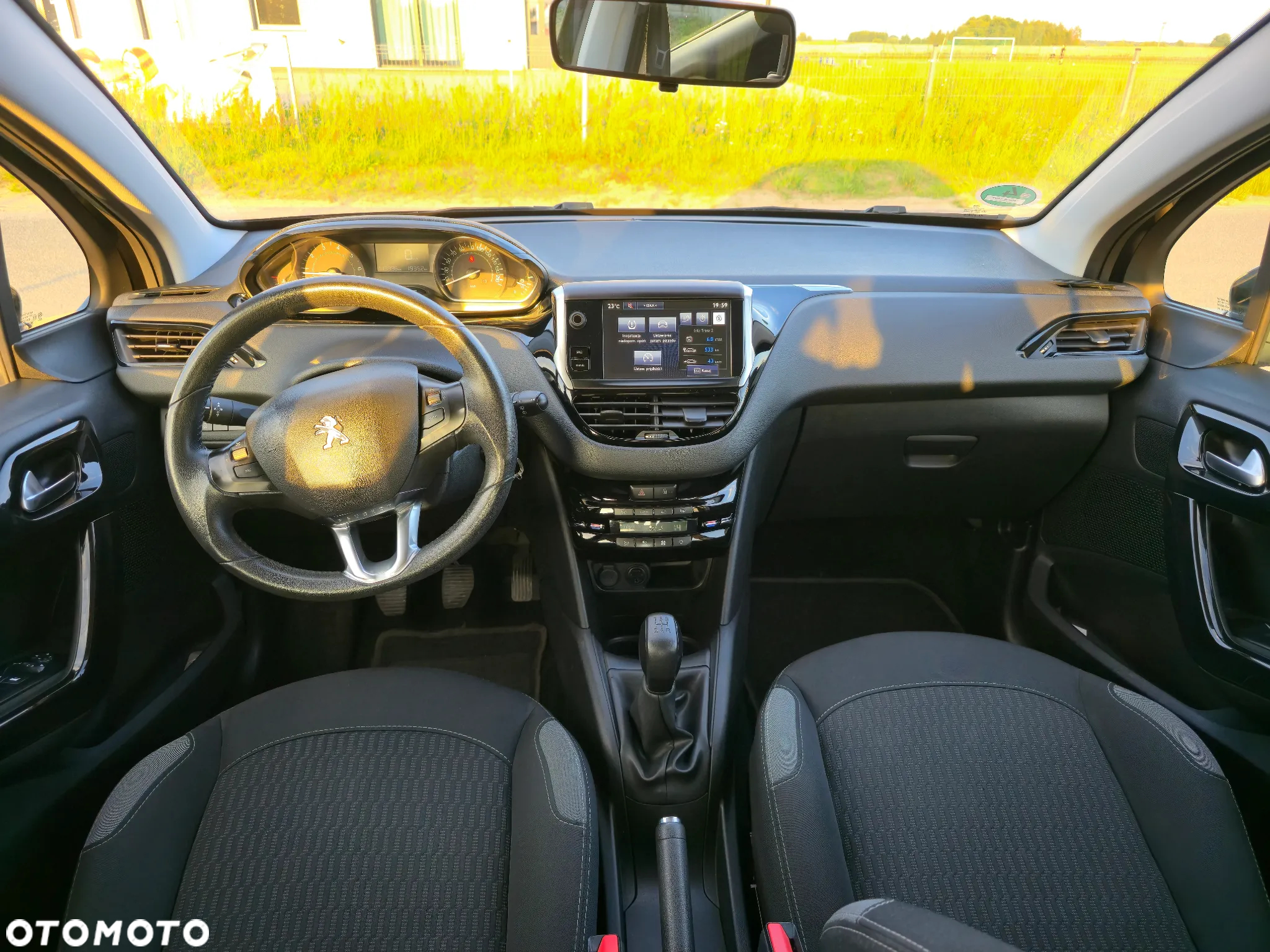 Peugeot 208 1.2 PureTech Active - 22