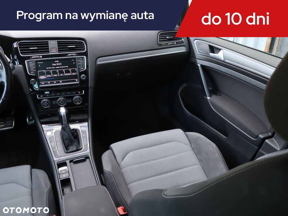 Volkswagen Golf Variant - 10