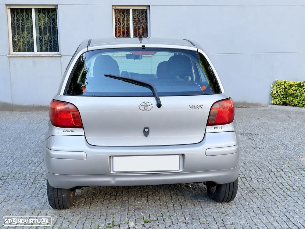 Toyota Yaris 1.0 In-Pack - 15