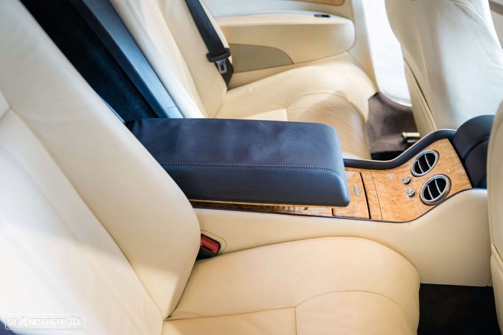 Bentley Continental GT - 24