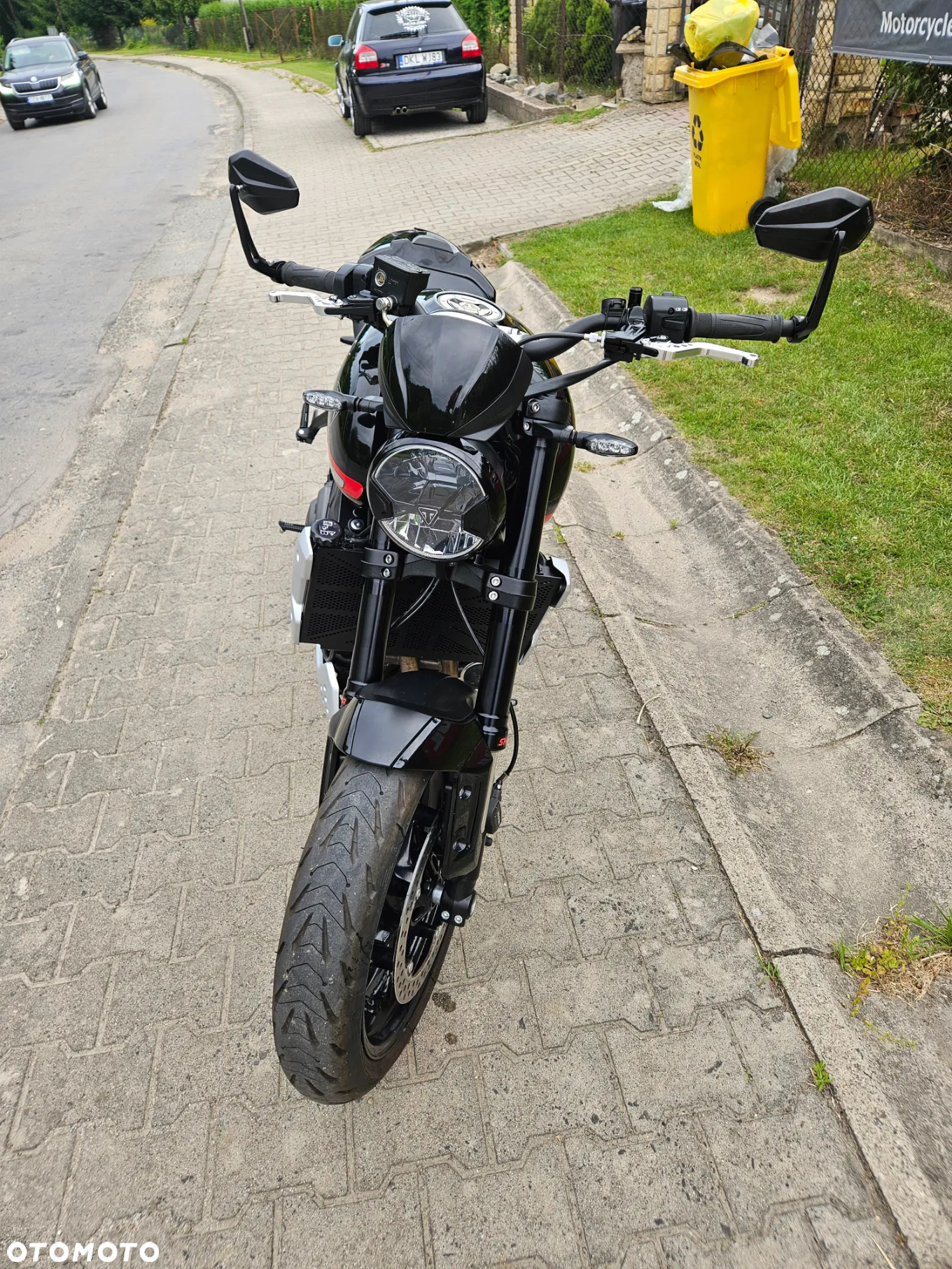 Triumph Trident - 23